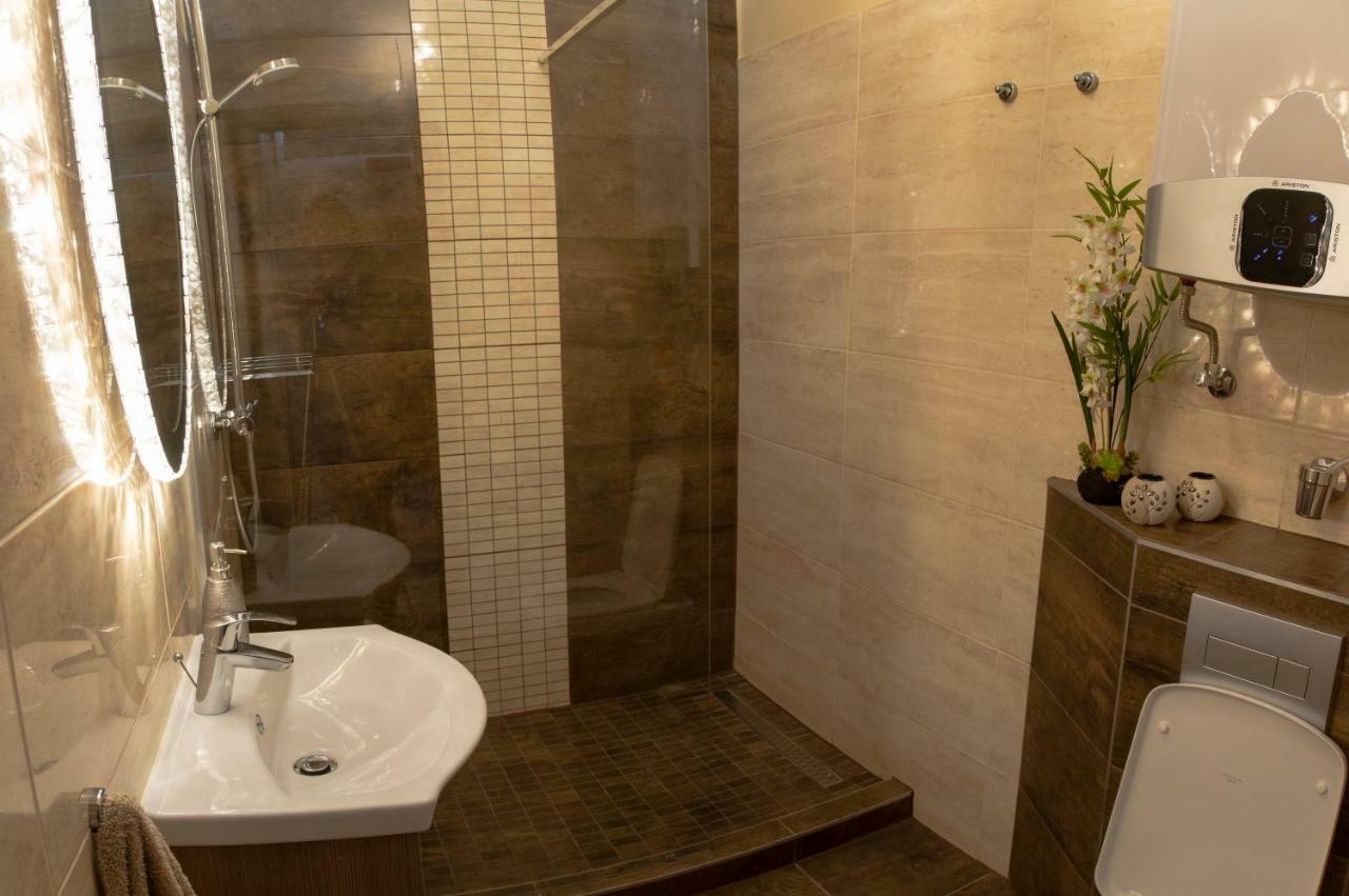 에게르 Glamour Apartman 아파트 외부 사진